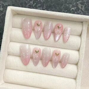 Press-on nails pink peach with water drops